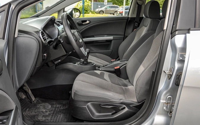 Seat Leon cena 19900 przebieg: 149000, rok produkcji 2010 z Międzyrzecz małe 67